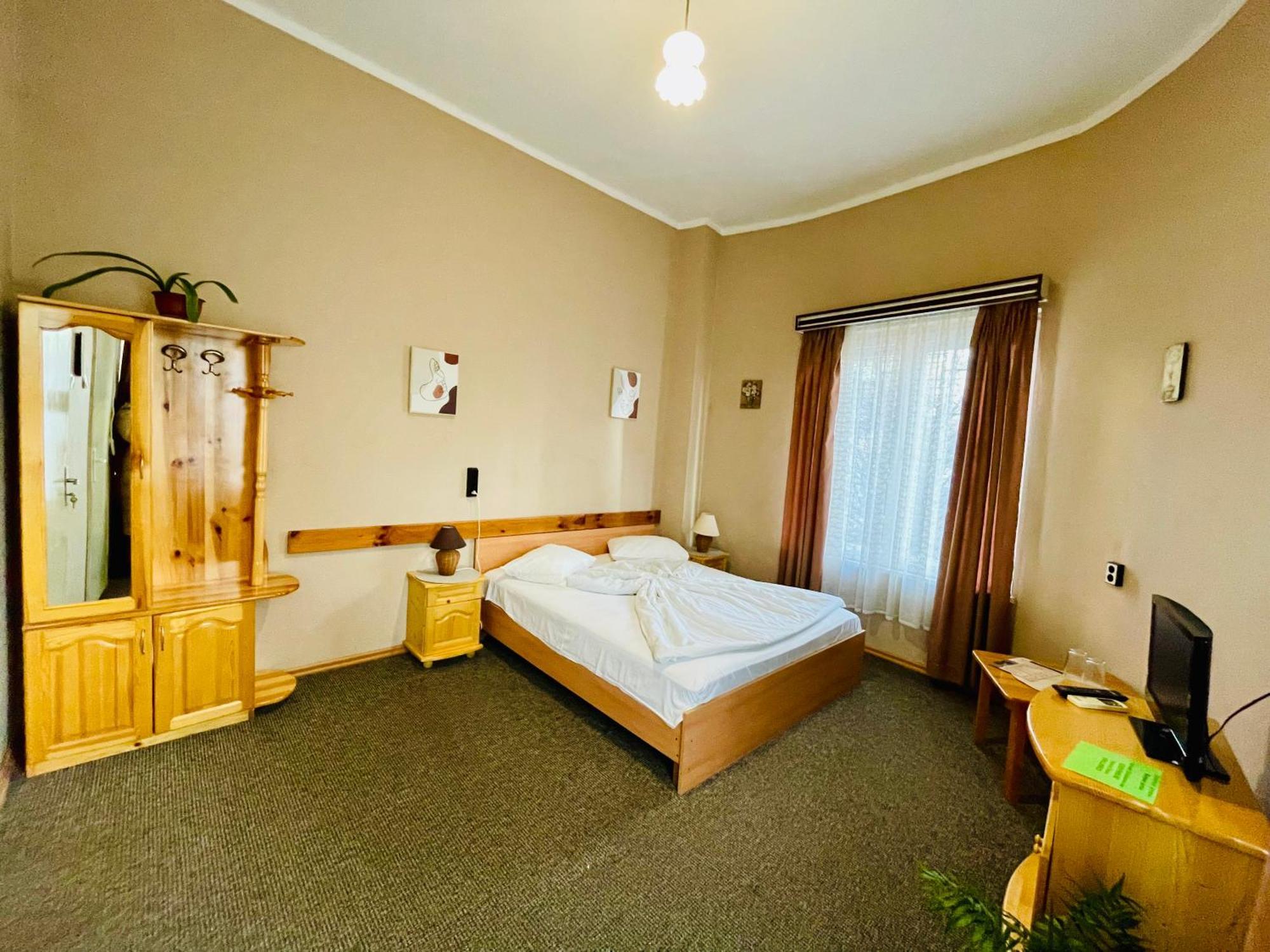 The English Guest House Ruse Exterior photo